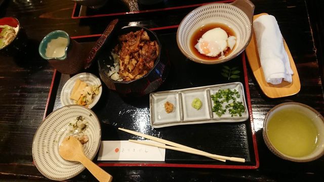 福岡とりまぶし.jpg